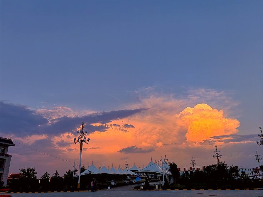 图一 新宝GG美丽云彩 智能化治理办公室 杨宇蒙.jpg